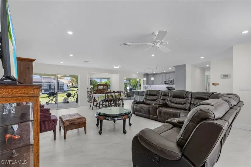 Picture of 5581 Amoroso Dr, Fort Myers FL 33919
