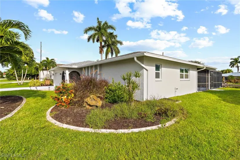 Picture of 107 SE 39Th St, Cape Coral FL 33904