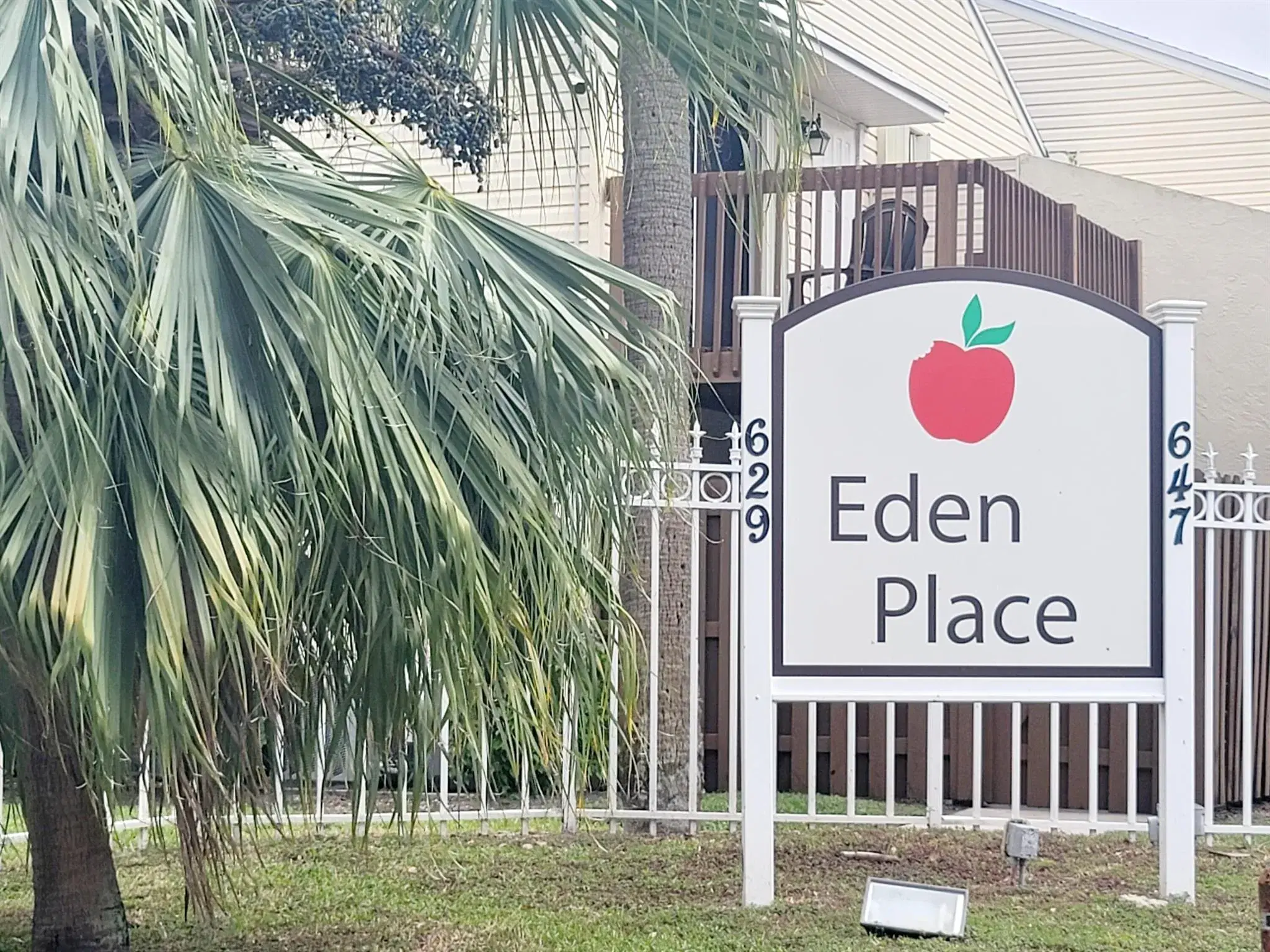 Picture of 631 Executive Center Drive K204, West Palm Beach, FL 33401
