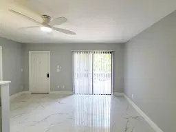 Picture of 631 Executive Center Drive K204, West Palm Beach, FL 33401