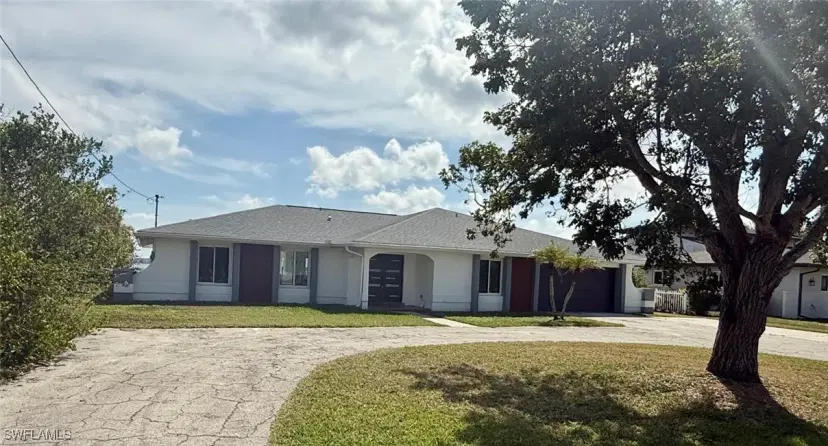 Picture of 111 E North Shore Ave, North Fort Myers FL 33917