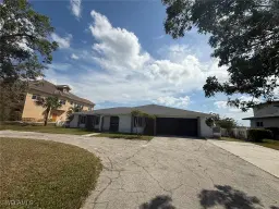 Picture of 111 E North Shore Ave, North Fort Myers, FL 33917