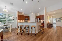 Picture of 2001 Tarpon Bay Dr N 202, Naples, FL 34119