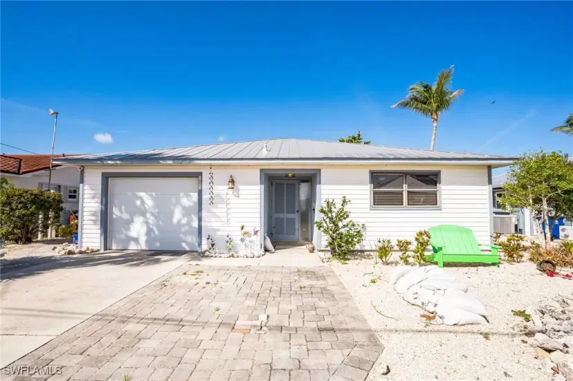 Picture of 16221 Buccaneer St, Bokeelia FL 33922