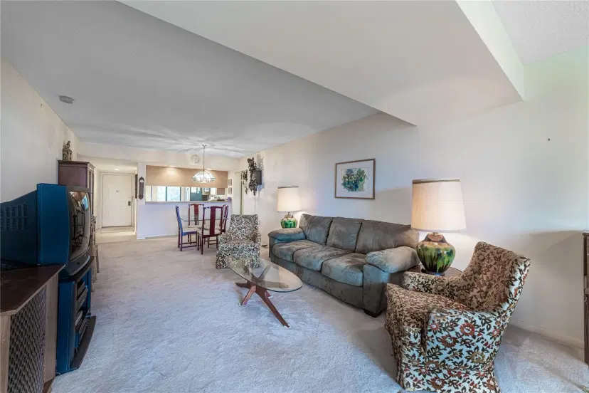 Picture of 6217 Balboa Cir 402, Boca Raton FL 33433