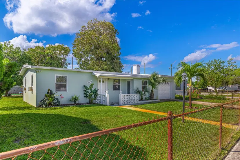 Picture of 1540 NE 48Th Ct, Pompano Beach FL 33064