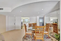 Picture of 801 Lake Shore Dr 403, Lake Park, FL 33403