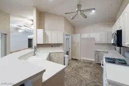 Picture of 105 SW 12Th Ter, Cape Coral, FL 33991