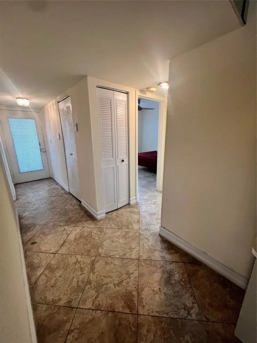 Picture of 3001 NW 48Th Ave 336, Lauderdale Lakes FL 33313