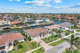 Picture of 920 Ruby Ct, Marco Island, FL 34145