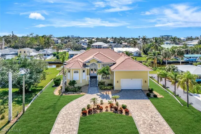 Picture of 4821 Tarpon Ave, Bonita Springs FL 34134