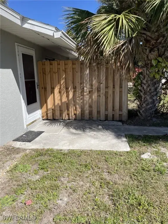 Picture of 1165 Palm Ave 1B, North Fort Myers FL 33903