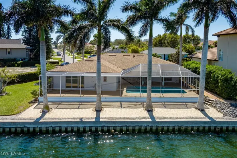 Picture of 1064 Fieldstone Dr, Marco Island FL 34145