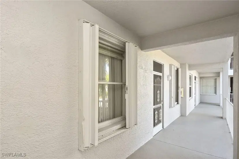 Picture of 8066 Queen Palm Ln 525, Fort Myers FL 33966