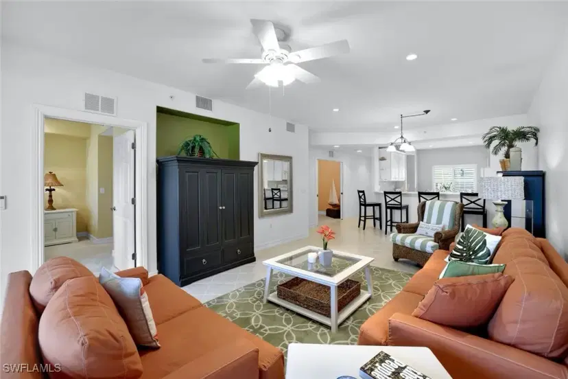Picture of 9113 Michael Cir 7, Naples FL 34113