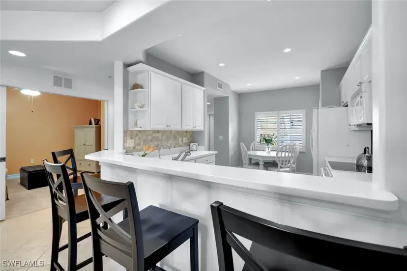 Picture of 9113 Michael Cir 7, Naples FL 34113