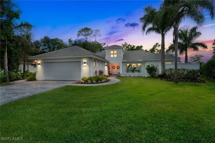 Picture of 6857 Mill Run Cir, Naples FL 34109