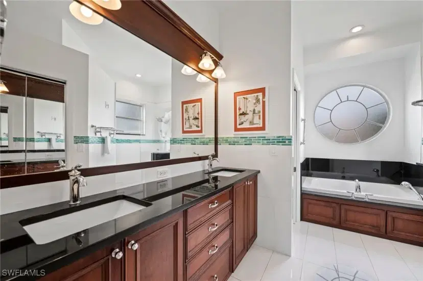 Picture of 8270 Arborfield Ct, Fort Myers FL 33912