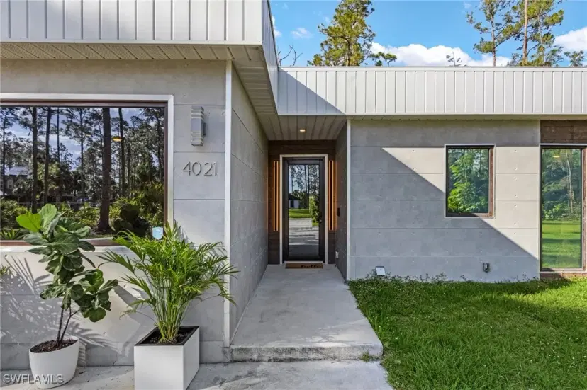 Picture of 4021 12Th Ave Se, Naples FL 34117