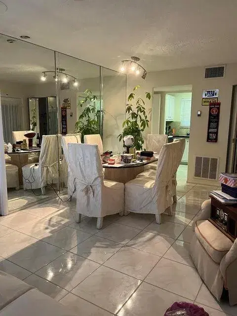 Picture of 110 Lake Anne Drive 110, West Palm Beach FL 33411
