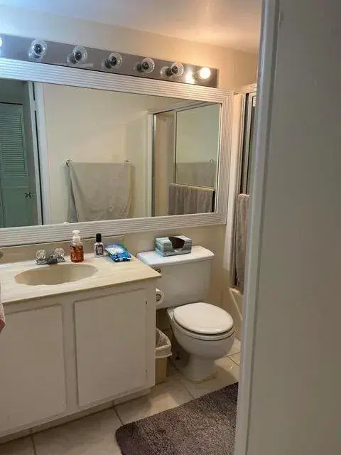 Picture of 110 Lake Anne Drive 110, West Palm Beach FL 33411