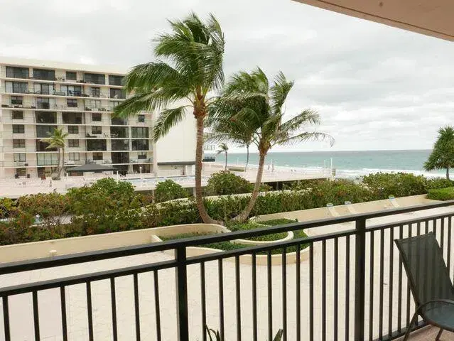 Picture of 3475 S Ocean Boulevard 210, Palm Beach FL 33480