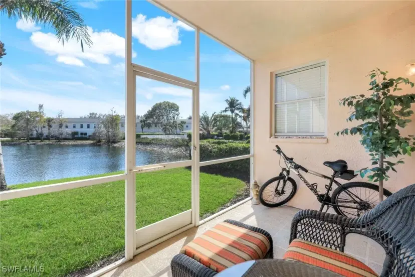 Picture of 3250 Cypress Glen Way 404, Naples FL 34109