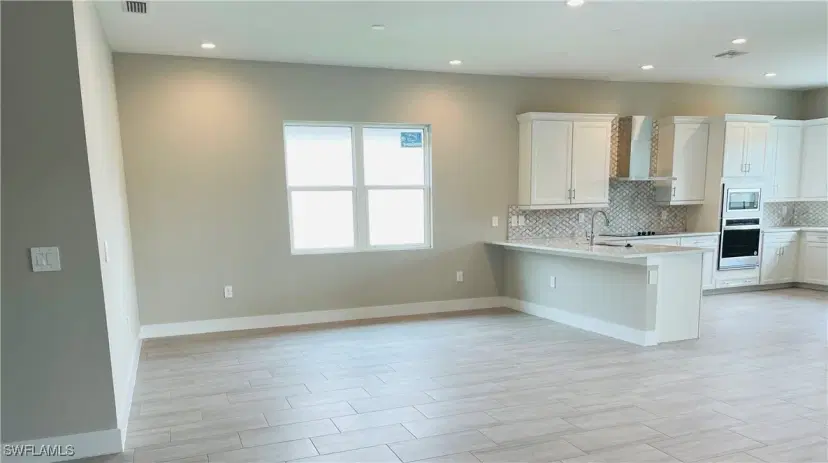 Picture of 3608 Sapphire Cove Cir, Naples FL 34114