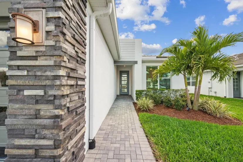 Picture of 10282 SW Corvus Lane, Port St Lucie FL 34987