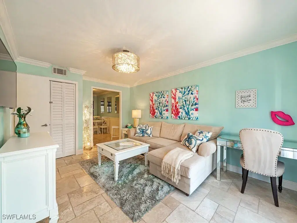 Picture of 15 Marco Villas Dr O3, Marco Island, FL 34145