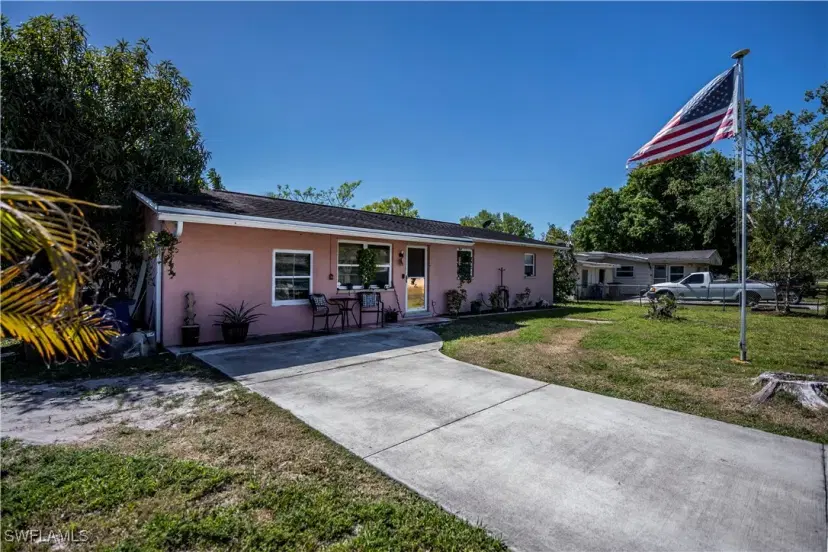 Picture of 12631 Fourth St, Fort Myers FL 33905