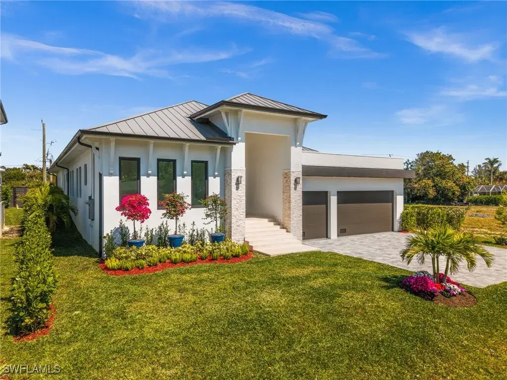 Picture of 1045 Morningside Dr, Naples, FL 34103