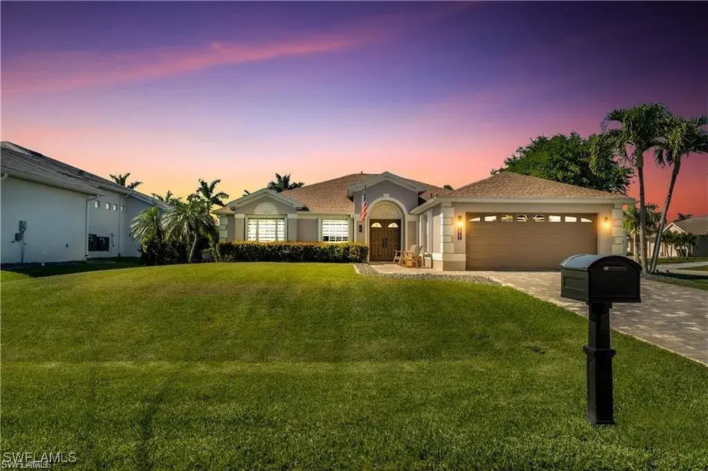 Picture of 2905 SW 29Th Ln, Cape Coral, FL 33914
