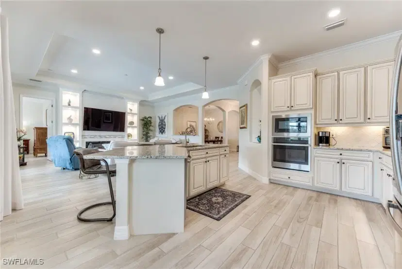Picture of 28041 Wicklow Ct, Bonita Springs FL 34135