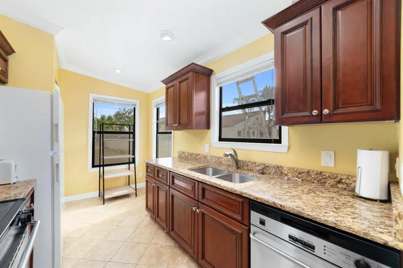 Picture of 11905 Sturbridge Lane, Wellington FL 33414