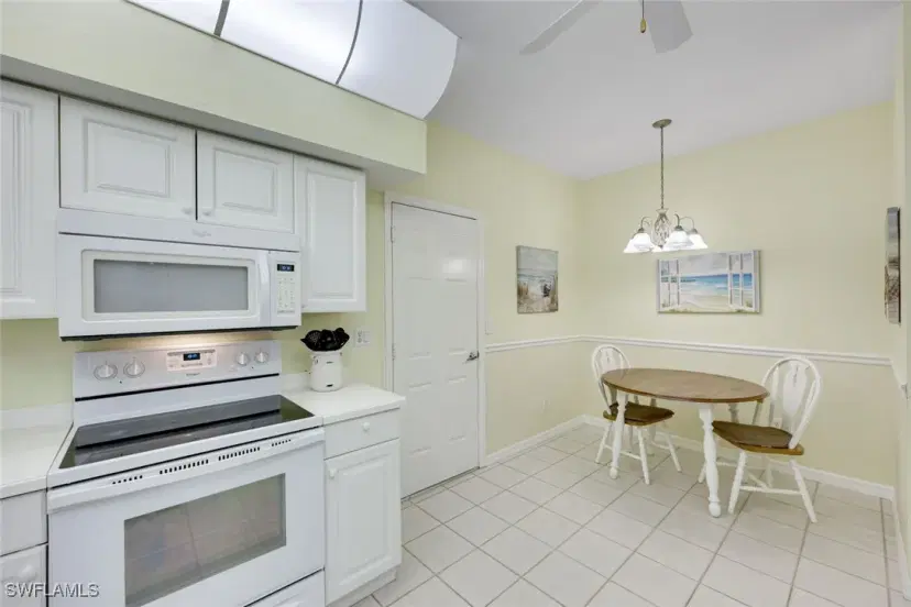 Picture of 1175 Partridge Ln 102, Naples FL 34104