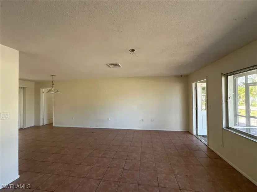 Picture of 13449 5Th St, Fort Myers FL 33905
