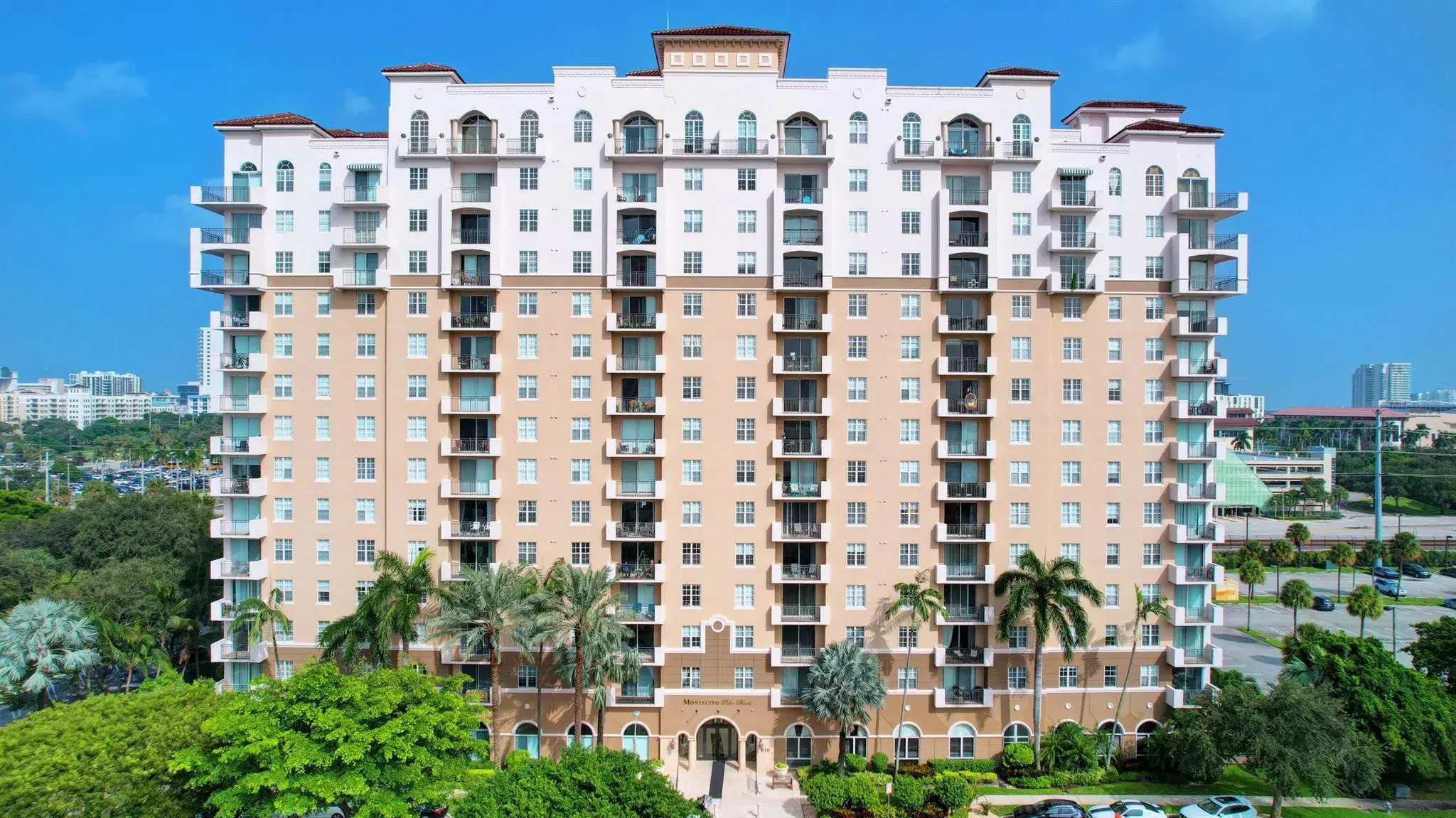 Picture of 616 Clearwater Park Road 907, West Palm Beach, FL 33401