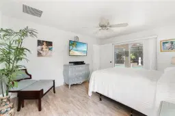 Picture of 218 Pinehurst Cir, Naples, FL 34113