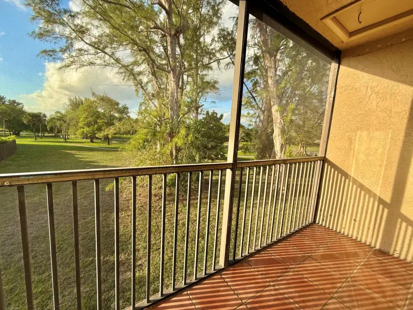 Picture of 21902 Lake Forest Circle 201, Boca Raton FL 33433