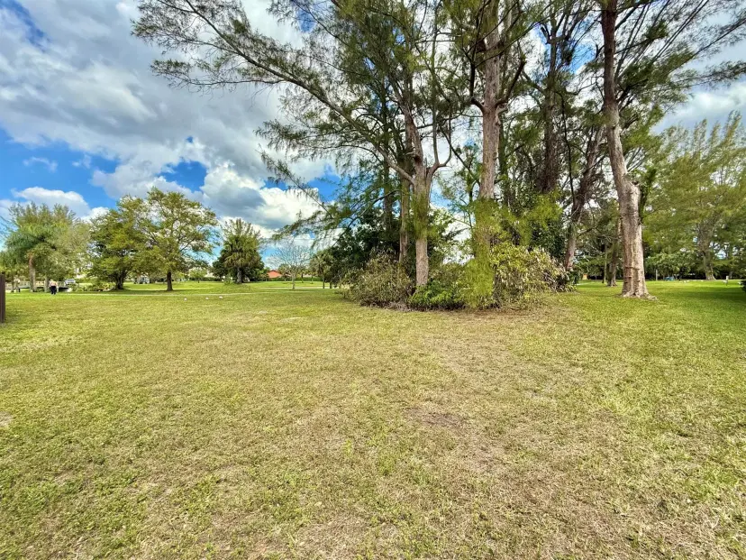 Picture of 21902 Lake Forest Circle 201, Boca Raton FL 33433