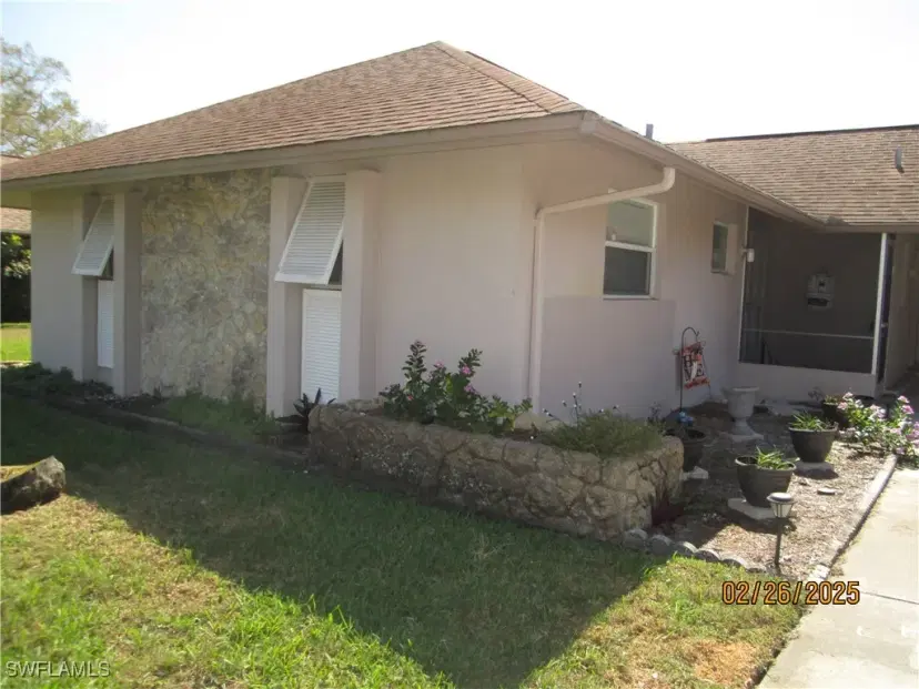 Picture of 257 Briar Ct, Lehigh Acres FL 33936