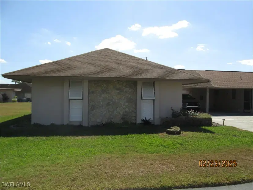 Picture of 257 Briar Ct, Lehigh Acres FL 33936