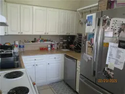 Picture of 257 Briar Ct, Lehigh Acres, FL 33936