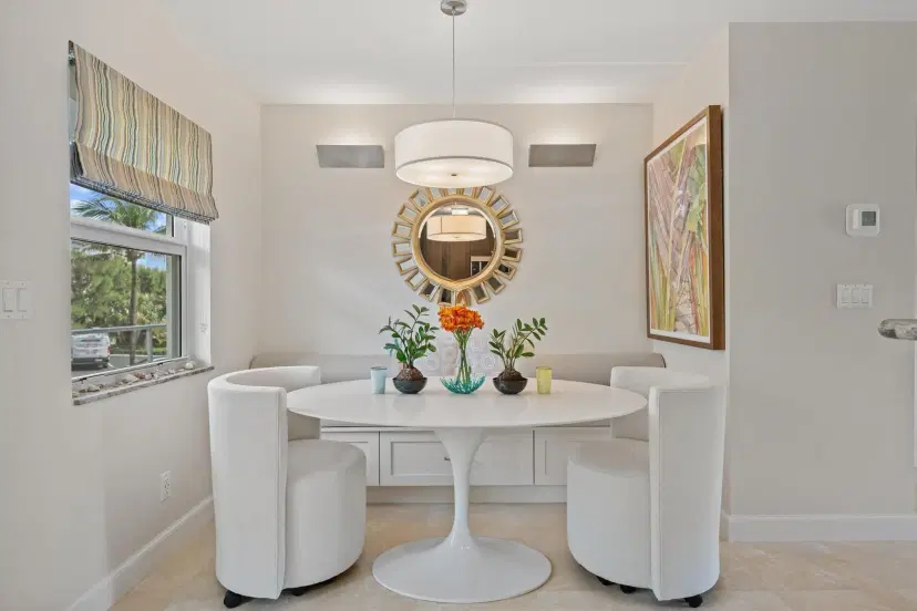 Picture of 139 Sunrise Avenue 205, Palm Beach FL 33480