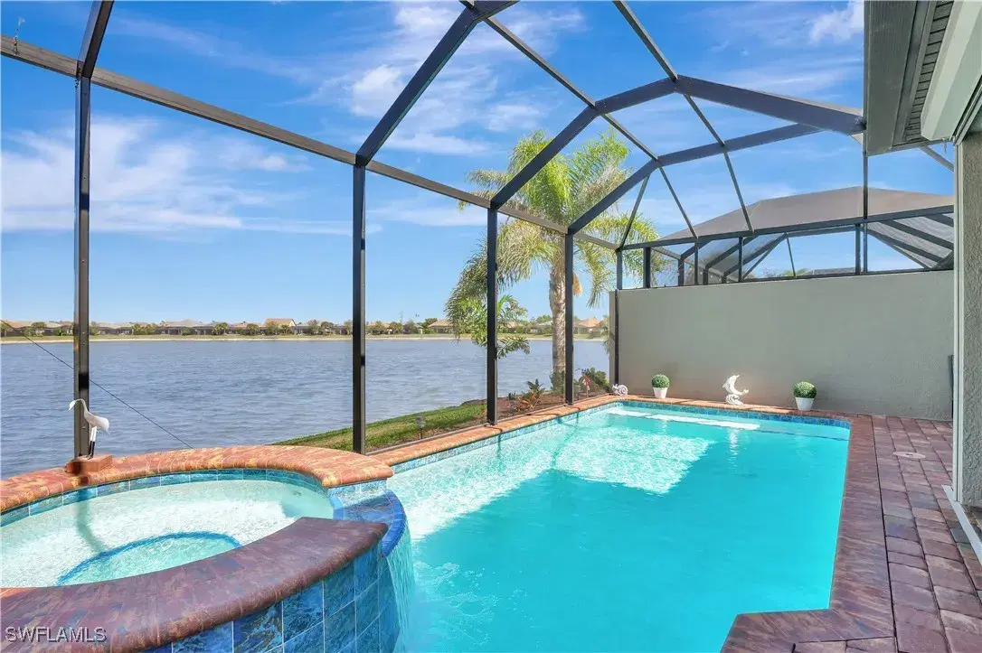 Picture of 7815 Jacaranda Ln, Naples, FL 34114