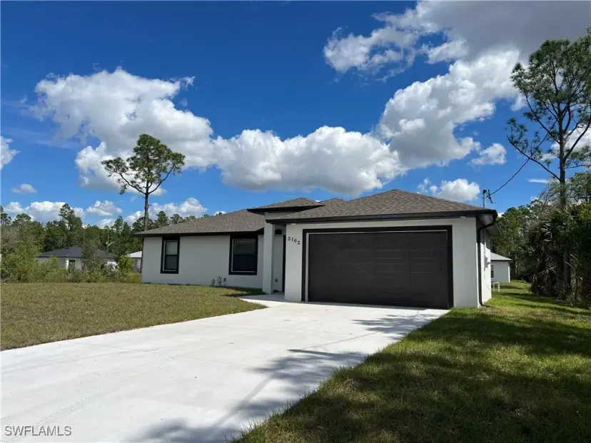 Picture of 2102 Robert Ave, Alva FL 33920