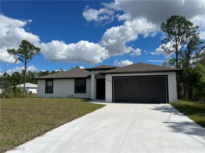 Picture of 2102 Robert Ave, Alva FL 33920