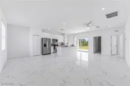 Picture of 2102 Robert Ave, Alva, FL 33920
