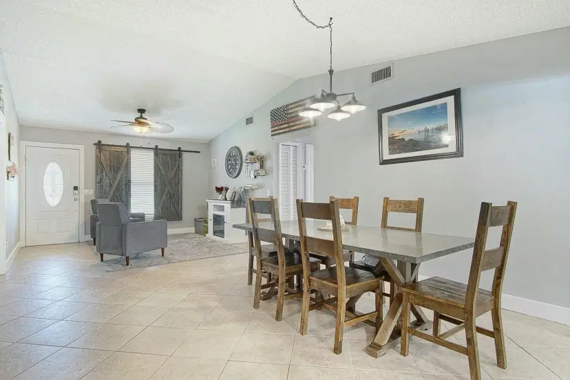 Picture of 6354 SE Vista Avenue, Stuart FL 34997
